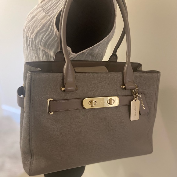 Coach pewter leather satchel - Picture 2 of 16